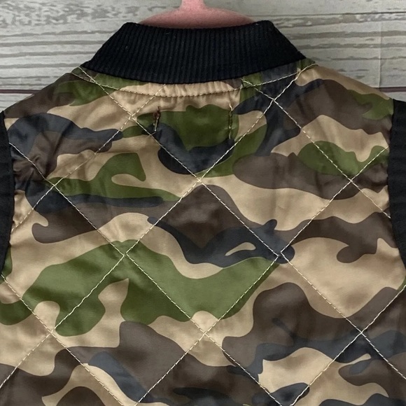 7 For All Mankind Baby Camo Vest - Picture 11 of 13